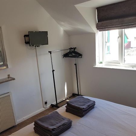 Bowness On Windermere, Lovely Apartment For 4 With Parking Exterior photo